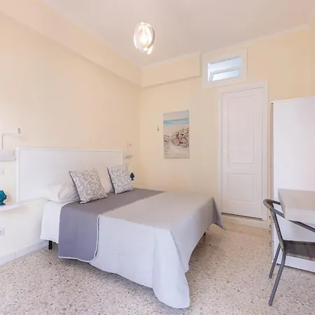 Apartment Near S Train Station Sorrento